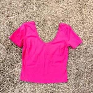 Pink lululemon tee